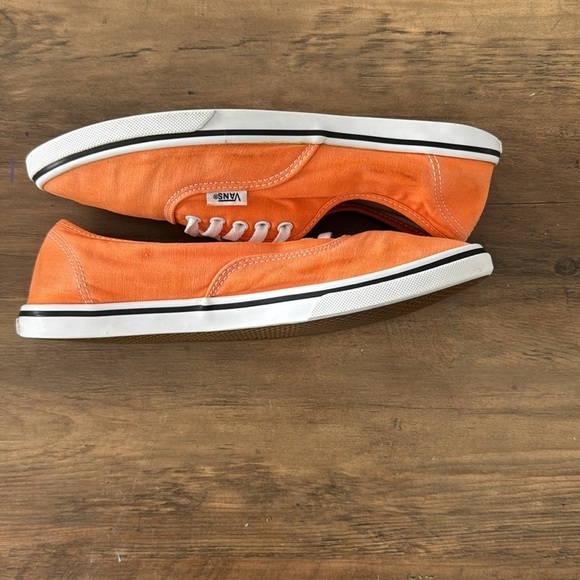 VANS Authentic Orange Low Tops | Orange/White | Women’s 8.5 Men’s 7 - Picture 6 of 10